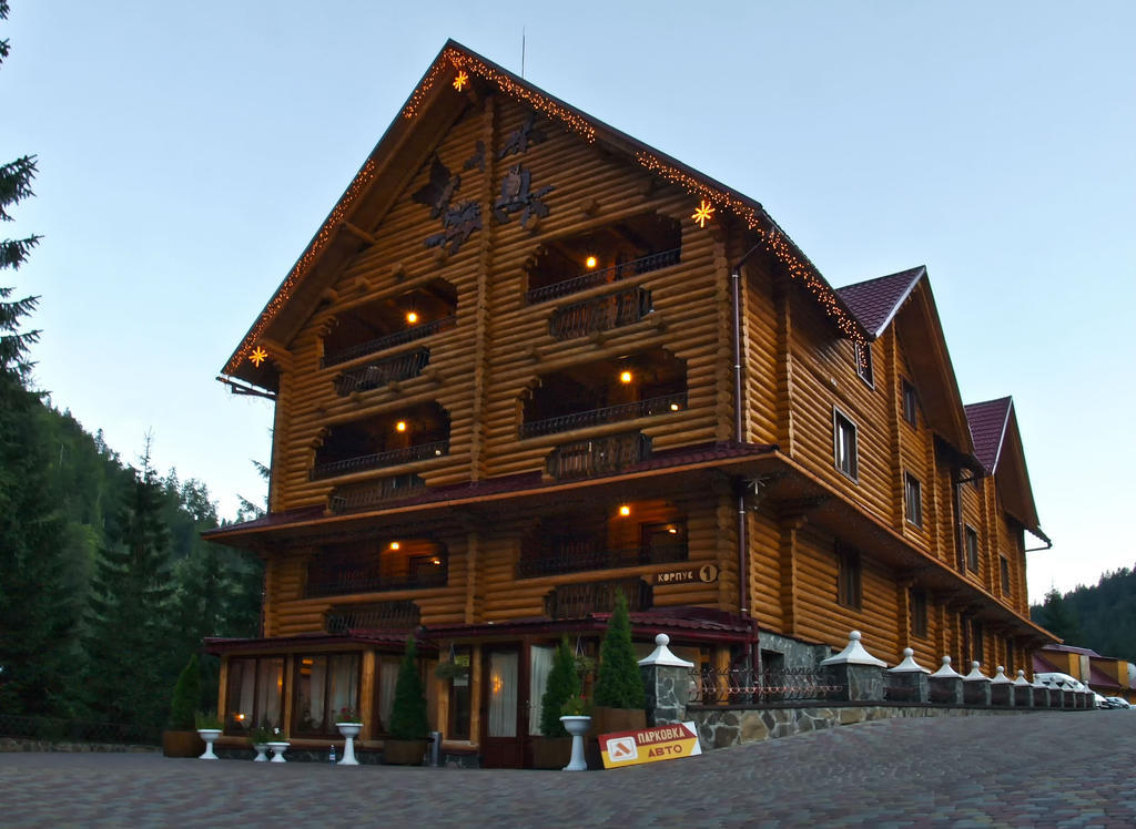 Арніка Hotel Synevyrs'ka Polyana Exterior photo